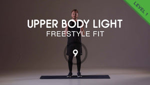 Entrenamiento con pesas para brazos y hombros